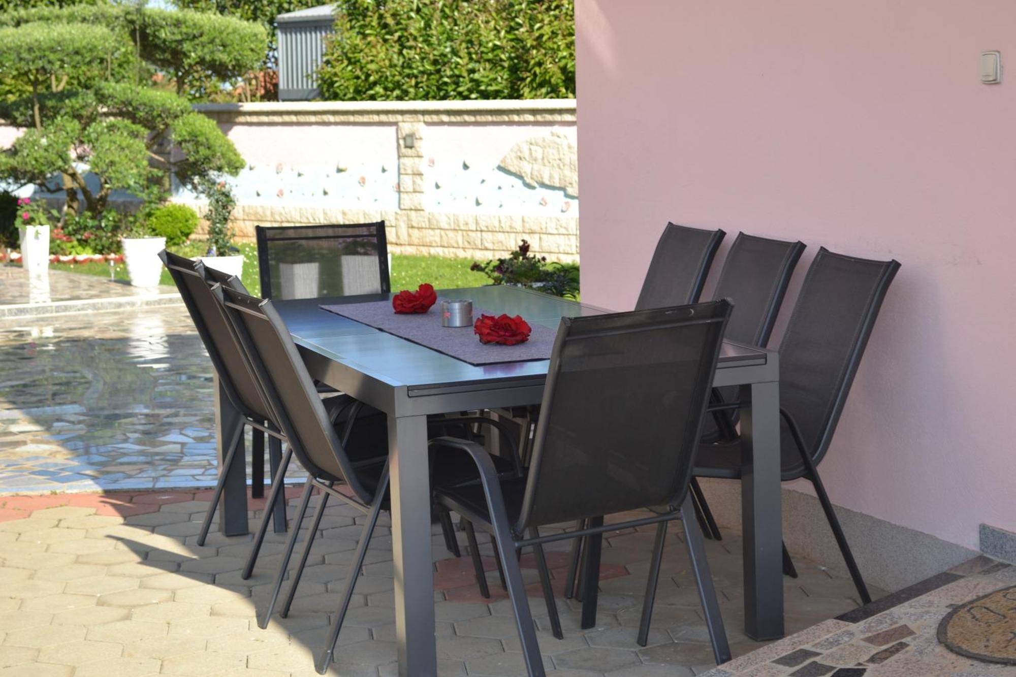 Baldi -apartmani Danny * Tar-Vabriga