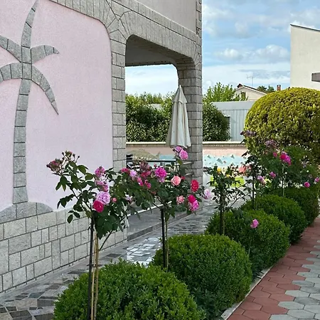 Villa Baldi -Apartmani Danny Tar-Vabriga Exterior foto