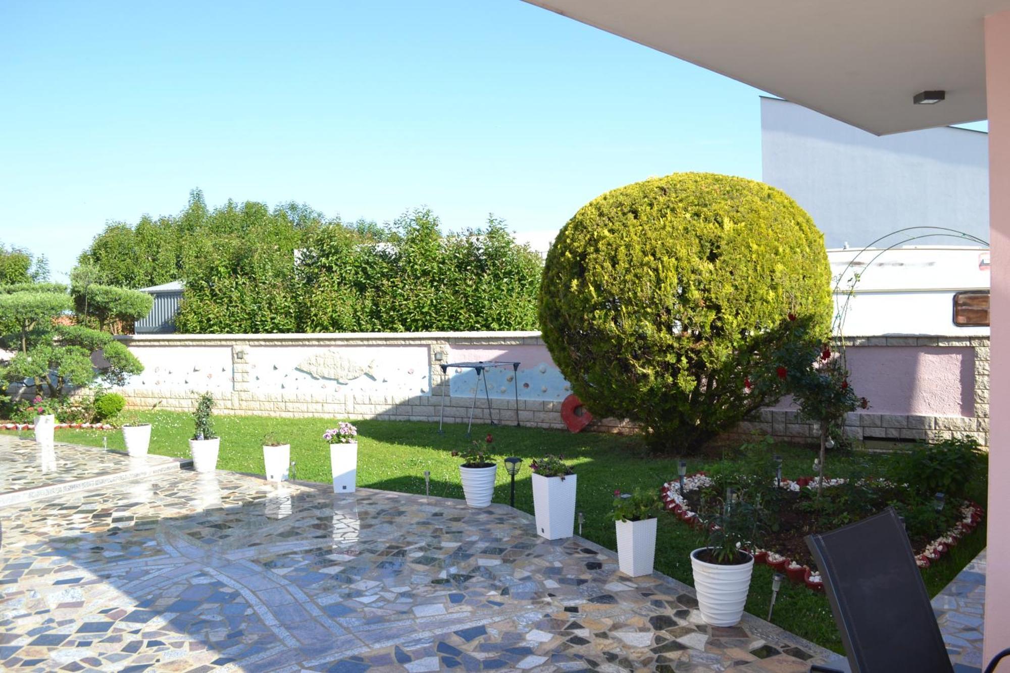 Baldi -apartmani Danny Apartment